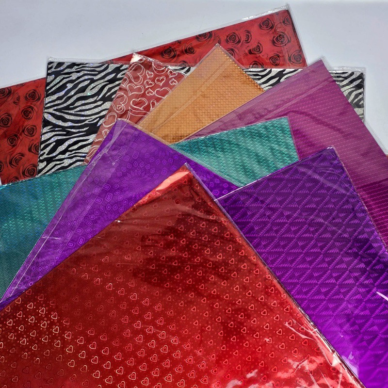 

(GA777) kertas kado hologram lembaran / Kertas Kado Hologram Mengkilap 3D Plastik Kilap / kertas kado bling bling