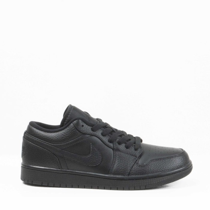 Air Jordan 1 Low Triple Black