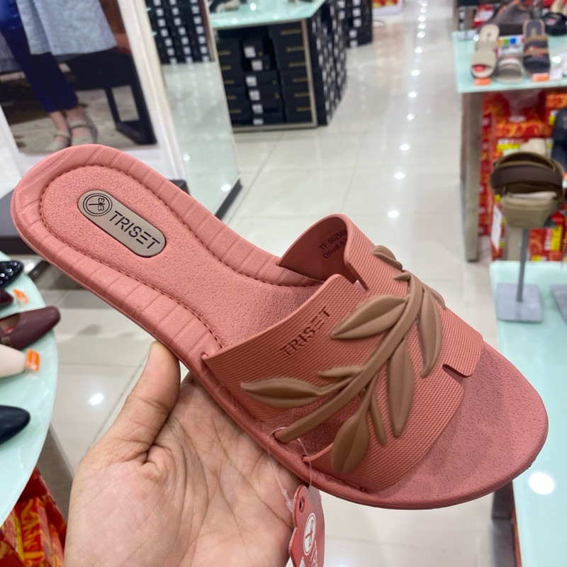 TRISET - Sandal Flat Wanita bahan karet  model ukir daun super nyaman size 36-40