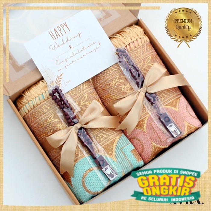 

Hadiah Pernikahan Sajadah Couple Kado Hampers Gift Box Wedding Seserahan Perlengkapan Sholat/ New kado