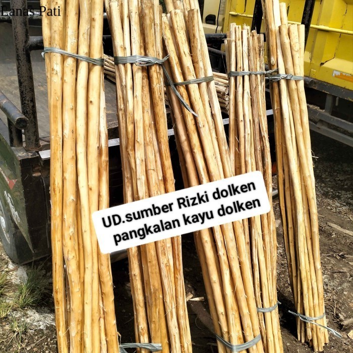 

ranting/dahan kayu jati buletan 2*3 cm panjang 1,5 mtr XD4