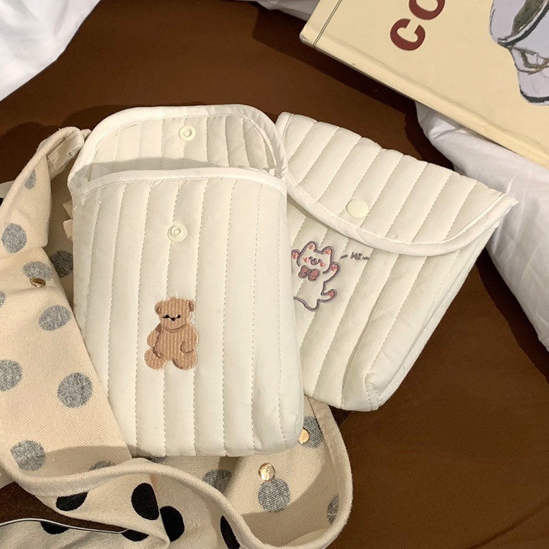 

Cute Sanitary Napkins Menstruation Towel Storage Bag Portable Mini Student Tampon Monthly Bag Storage Bag