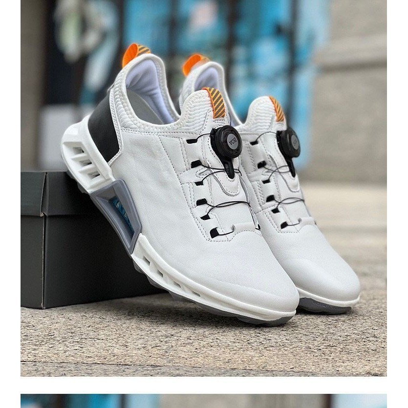 New Golf Shoes for Men Genuine Leather Golf Training Mens Black White Athletic Shoes Man Brand Golf 