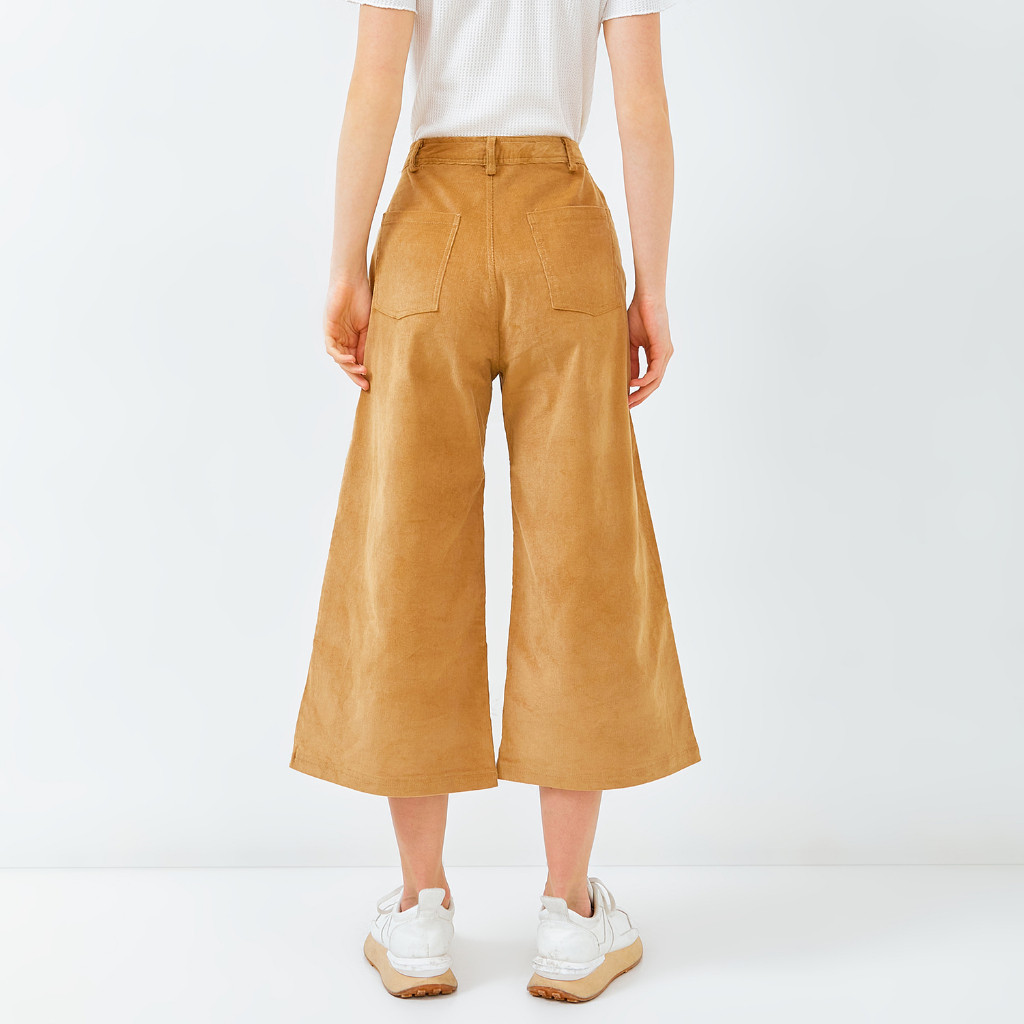 Emba Ladies-Celana Wide Leg Corduroy warna Khaky - Elena