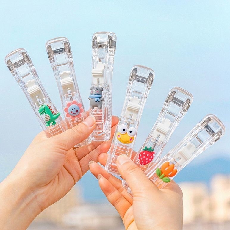 

Clipper Portable Metal / Penjepit Kertas Stapler Reusable