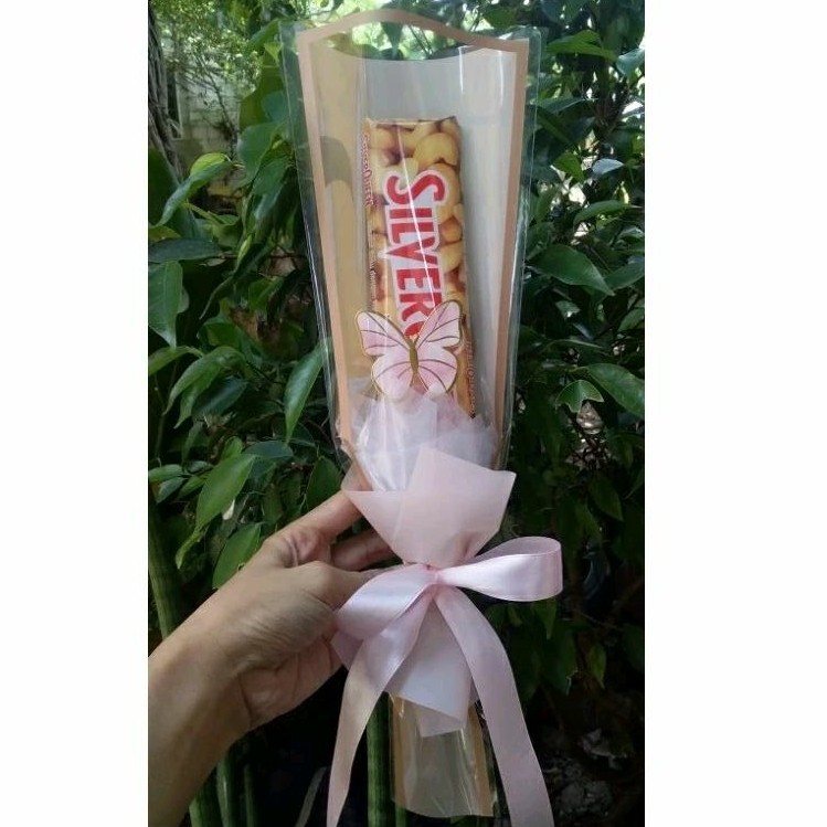 

Bouquet coklat silverqueen kupu 58gr untuk hadiah