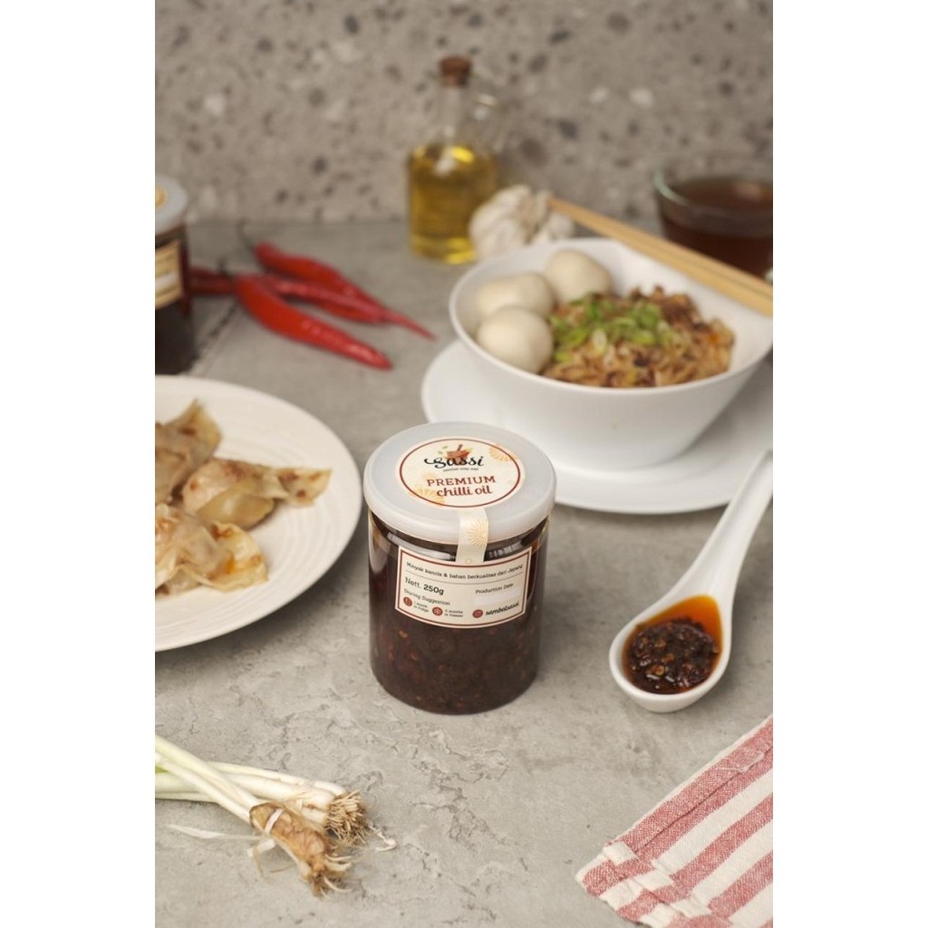 

New Promo- Sambal Sassi - Premium Chilli Oil (Sambal Minyak dengan Minyak Kanola) - Original