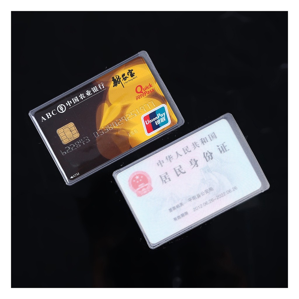 

Pemegang kartu ID Pemegang kartu bank dapat mencetak LOGO pencetakan Pemegang kartu ID PVC transparan Pemegang kartu ID batch
