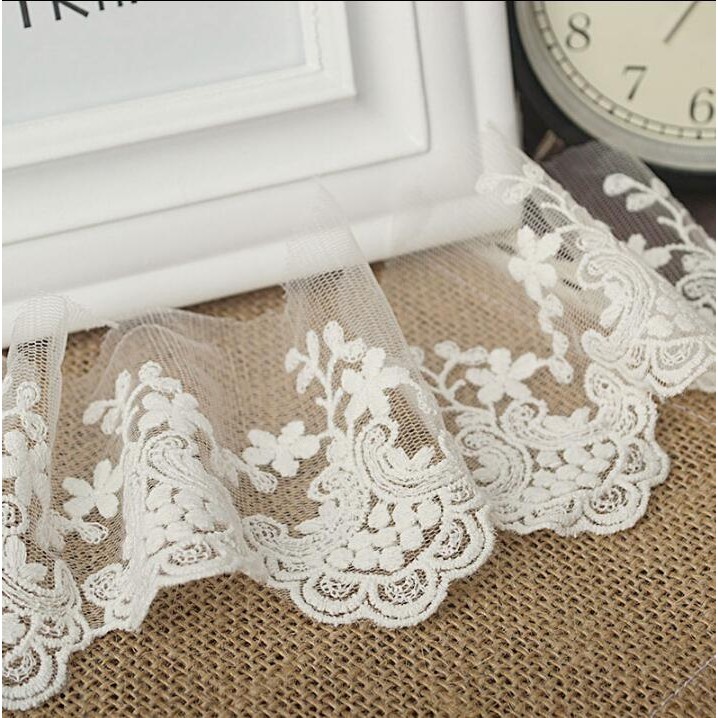 

3 Meters/lot 8cm White Lace Fabric Trim DIY Decorative Embroidery Lace Trim Ribbon Sewing Wedding Dress Home Crafts