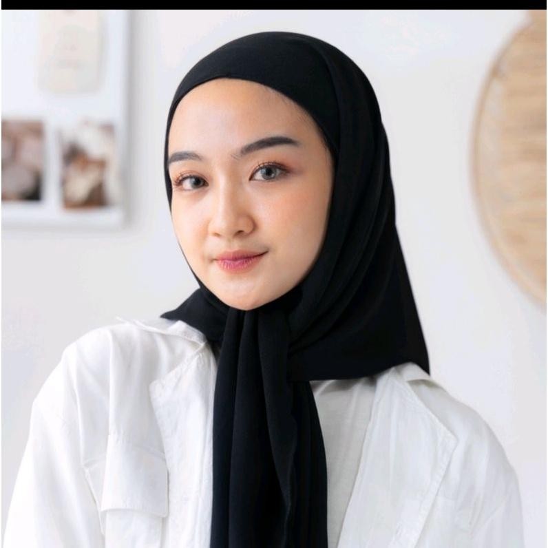 HIJAB SEGITIGA INNER 1LAYER HIJAB INSTANT Ceruty Karet
