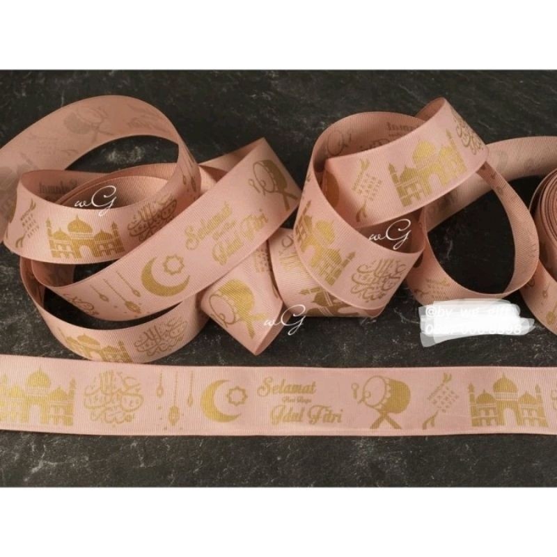 

Pita Idul Fitri -GrossGrain- Mix Colour C;Lebar 3.8 cm ; P 20 yard