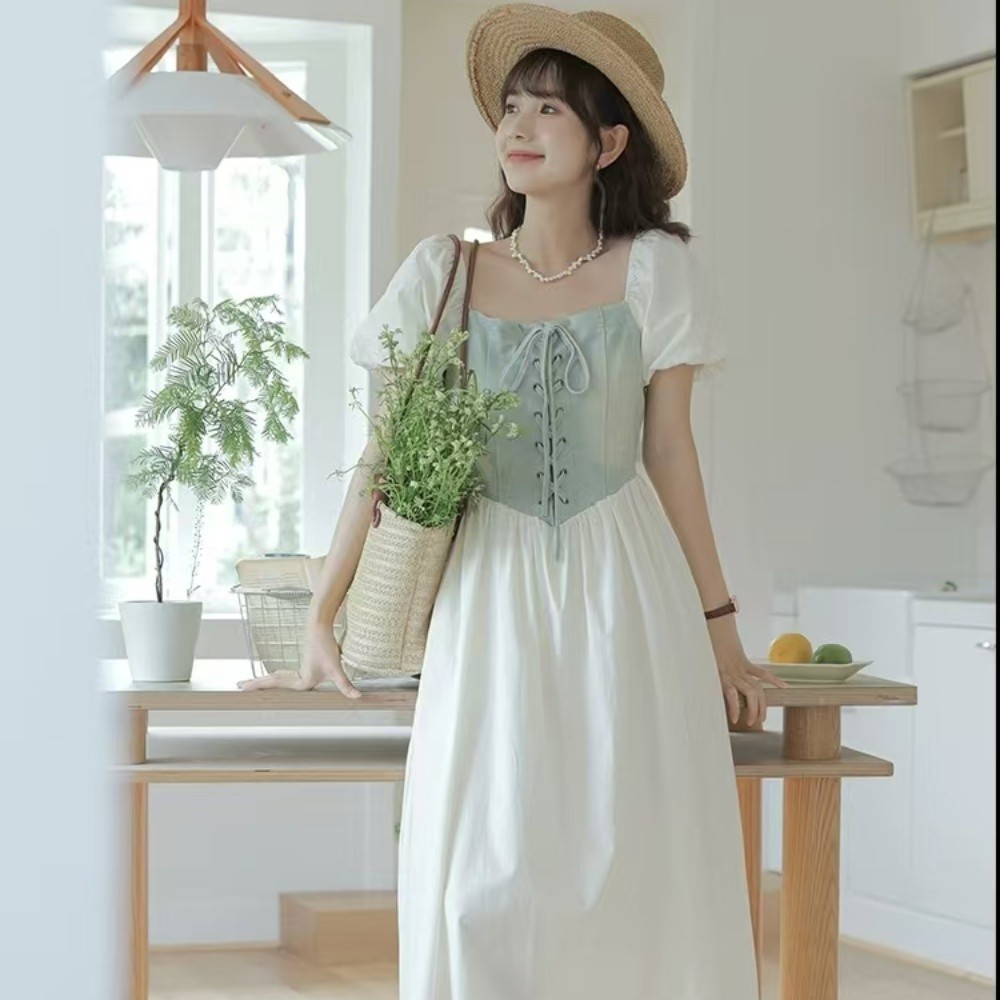Gaun Hitam Panjang Lengan Panjang dengan Kerah Persegi dress korea vintage dress denim korea dress d