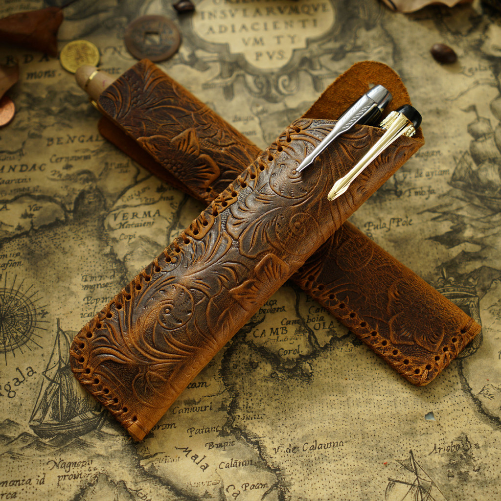 

Genuine Leather Pencil Bag with Flower Embossed Leather Boy's and Girl's School Students Pen Holder Simple Retro Pencil Bag
