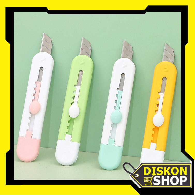 

Diskon Shop - 6234 Desain Sederhana untuk Pemakaian Sehari-hari / Cutter Mini Polos