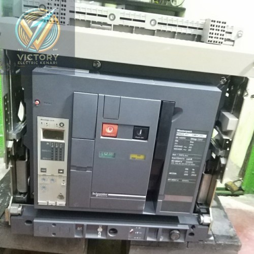 ACB 3P 3200A MANUAL DRAWOUT 65kA H1 NW32H13D2EH SCHNEIDER MasterPact NW ACB 3P 3200A Drawout 65kA Mi