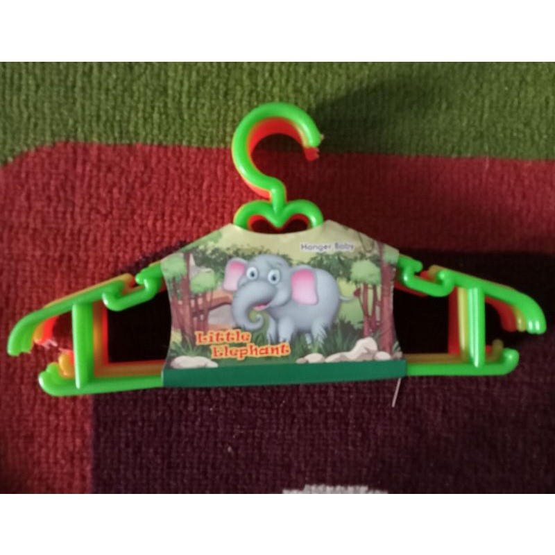 Hanger baju anak / plastik / gantungan  baju anak Kebutuhan Rumah