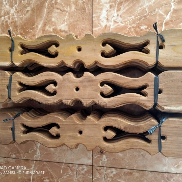 Pagar kayu Jati antik