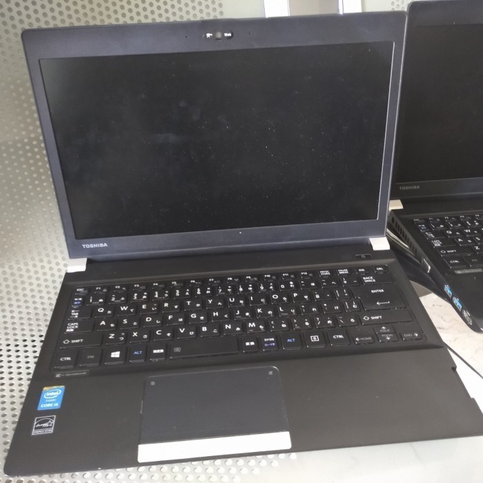 laptop Toshiba r734 i5 haswell body ringan no minus