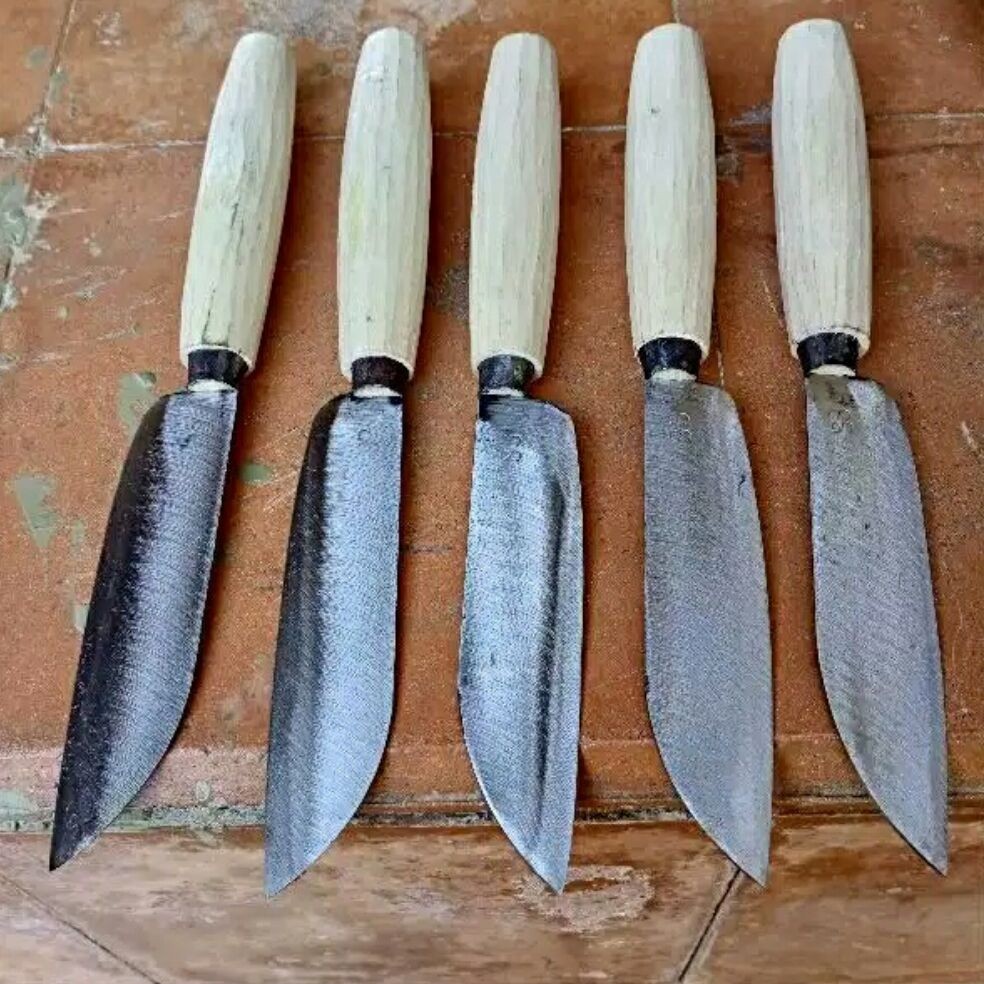 PISAU TERLARIS  UKURAN 14 Cm / PISAU BAJA / PISAU ASLI PATERONGAN MADURA