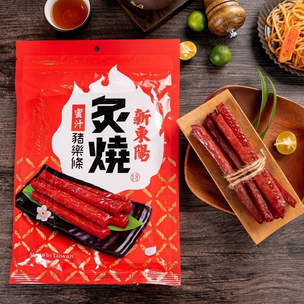 

Hsin Tung Yang Taiwan Original Honey / Black Pepper Pork Jerky Stick Dendeng Babi NON HALAL 165gr