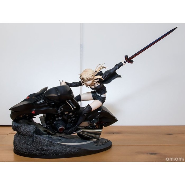 (Baca Deskripsi) Figure Fate - Shinjuku Saber Alter Altria Pendragon & Cuirassier Noir