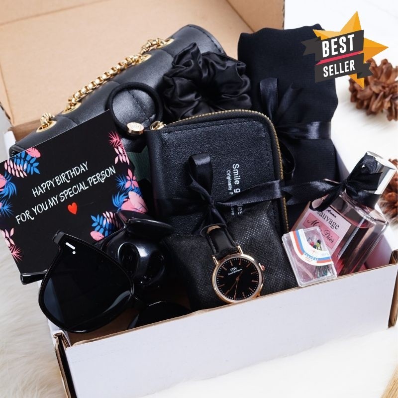 

HAMPERS CEWEK/ KADO ULANG TAHUN CEWEK/ GIFT BOX CEWEK/KADO ANNIVERSARY/ KADO GRADUATION/ KADO ENGAGEMENT/ KADO SEMPRO / KADO WEDDING