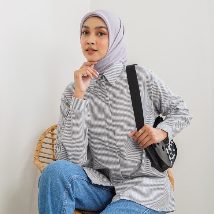 PROMO Chamele - kemeja salur basic wanita motif stripe 2155 - Hitam abu, all size