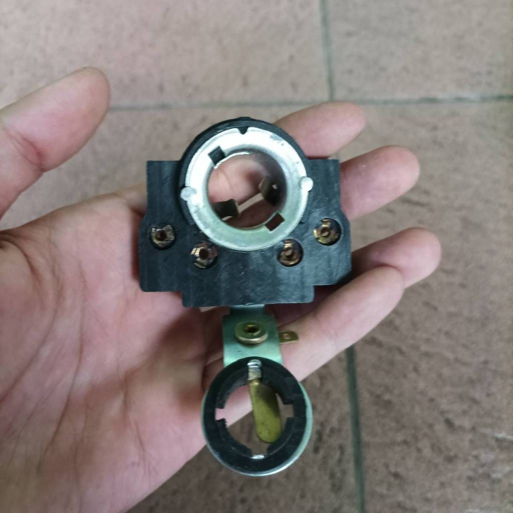 Fiting lampu vespa super stang bulat sprint bagol