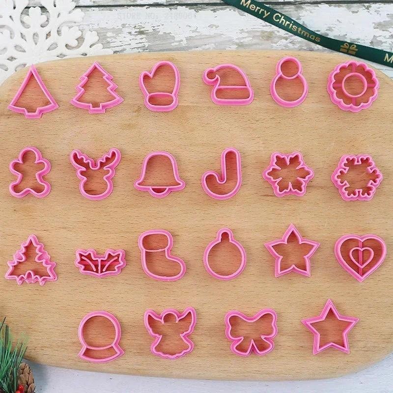 

Christmas Series Mini Holly Snowflake Glove Hat Polymer Clay Molds Cutters DIY Handmade Earrings Pendant Make Soft Pottery Molds