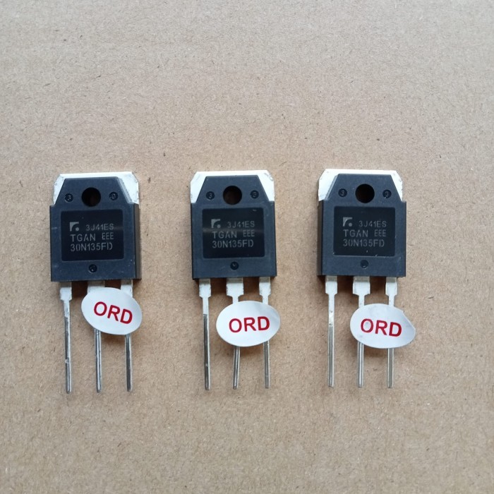 DAY99 TGAN 30N135 FD IC / Transistor