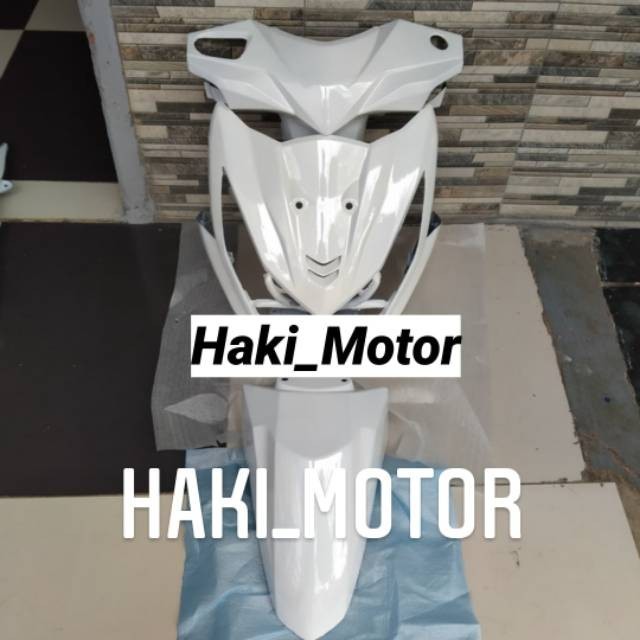 PAKETAN BODY DEPAN BEAT FI 2013-2014-PUTIH