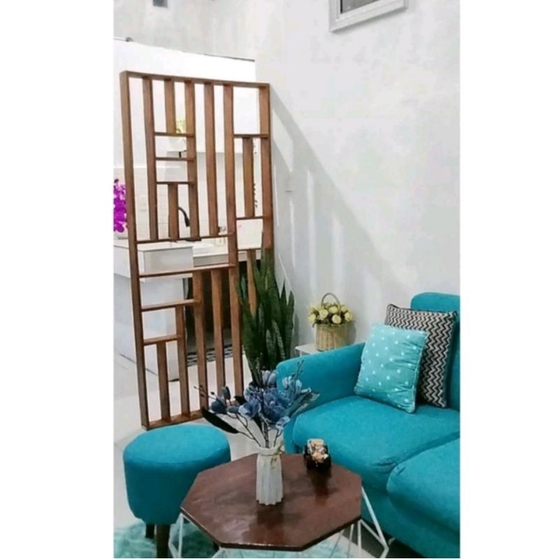 penyekat ruang tamu / sekat ruang tamu / sekat dapur bahan kayu P. 100cm L. 8cm T. 200cm