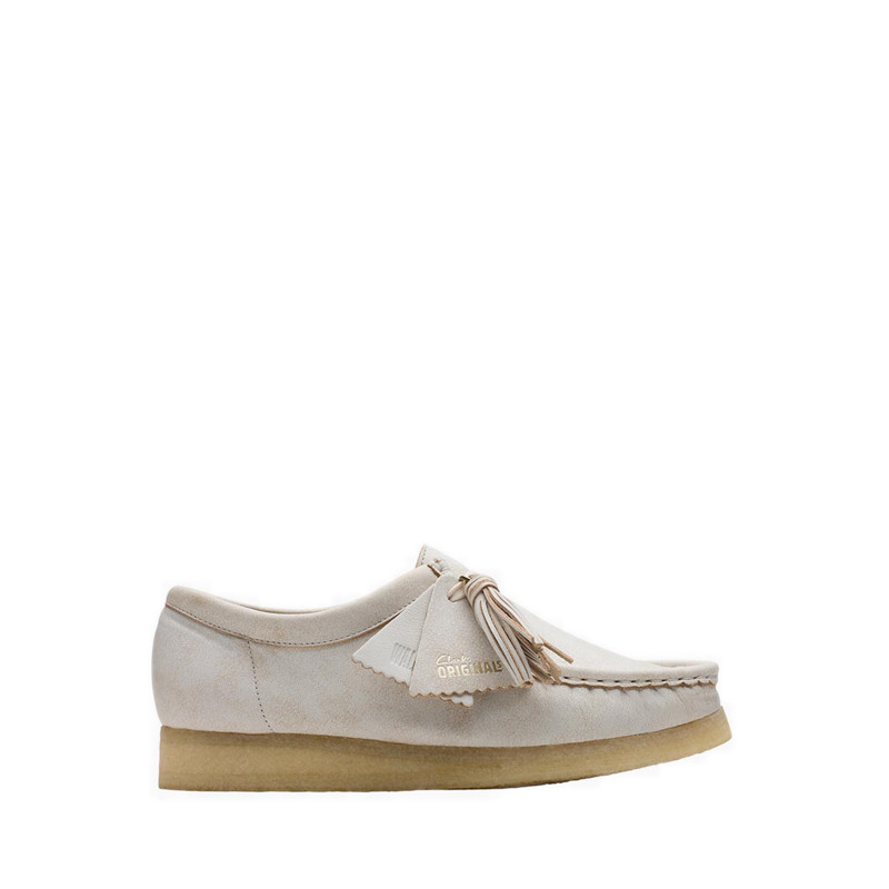 Clarks Wallabee. White Leather
