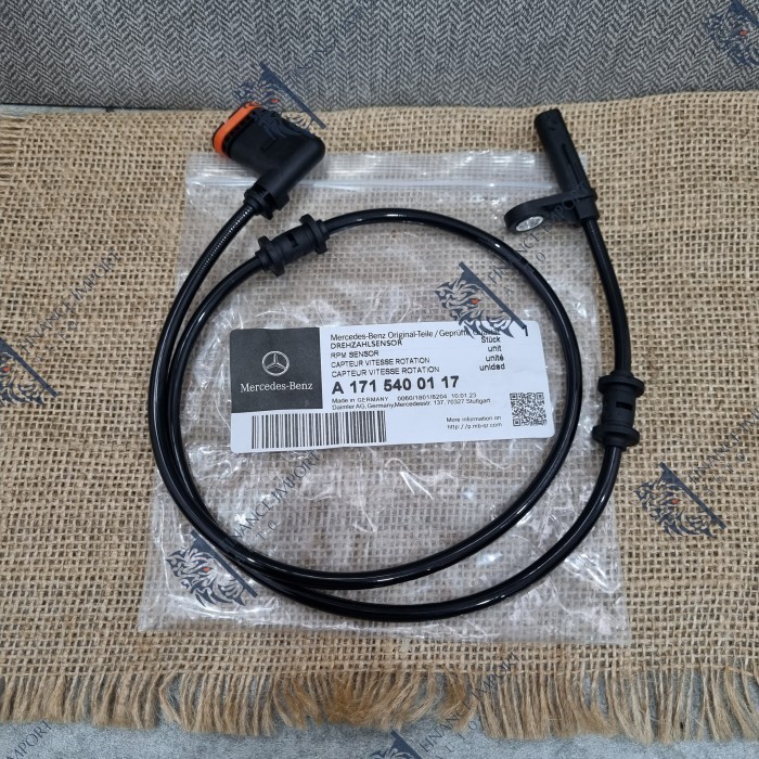 Speed Sensor ABS Belakang Mercedes Benz W171 R171 SLK280 SLK200 SLK350 - Kiri ( L )