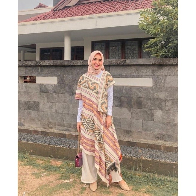 KAIN ADEM TUNIK TENUN ETNIK JEPARA PUTIH SALEM - DRES TENUN JEPARA