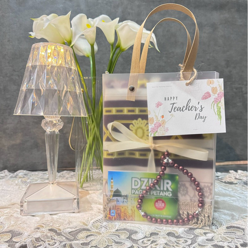 

Souvenir Hampers Tas Sajadah Premium Bermanfaat/ COD lebaran ramadhan
