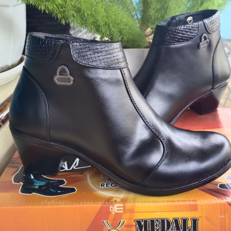 UKURAN SIZE 37 38 39 40 41 42 43 44 45 / SEPATU KULIT WANITA ASLI PDH BOOTS WANITA POLWAN/POLR/TNI/S