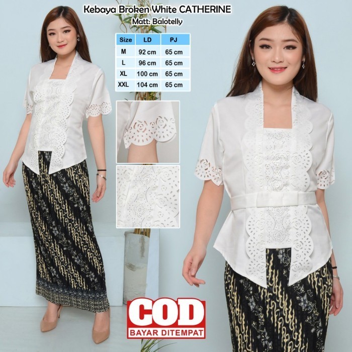 

✨READY✨ -Atasan Kebaya Kutu Baru Katun Laser Cut Aplikasi Mote GoodQuality - Hitam, XL