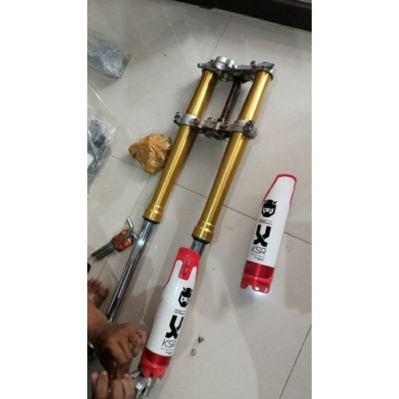 SHOCK SOK USD HONDA CRF150 CRF 150 L ASLI ORIGINAL COPOTAN MOTOR KONDISI AS SOK AMAN NO REMBES NO CA