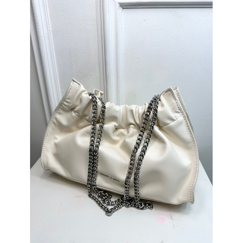 READY STOCK// BAG 01 CYRUS