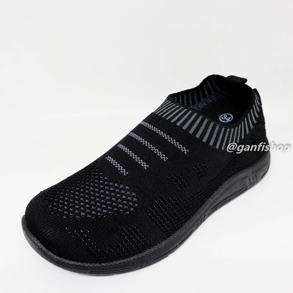 New Era Buzz Sepatu Anak Sepatu Sekolah Sepatu Hitam Polos