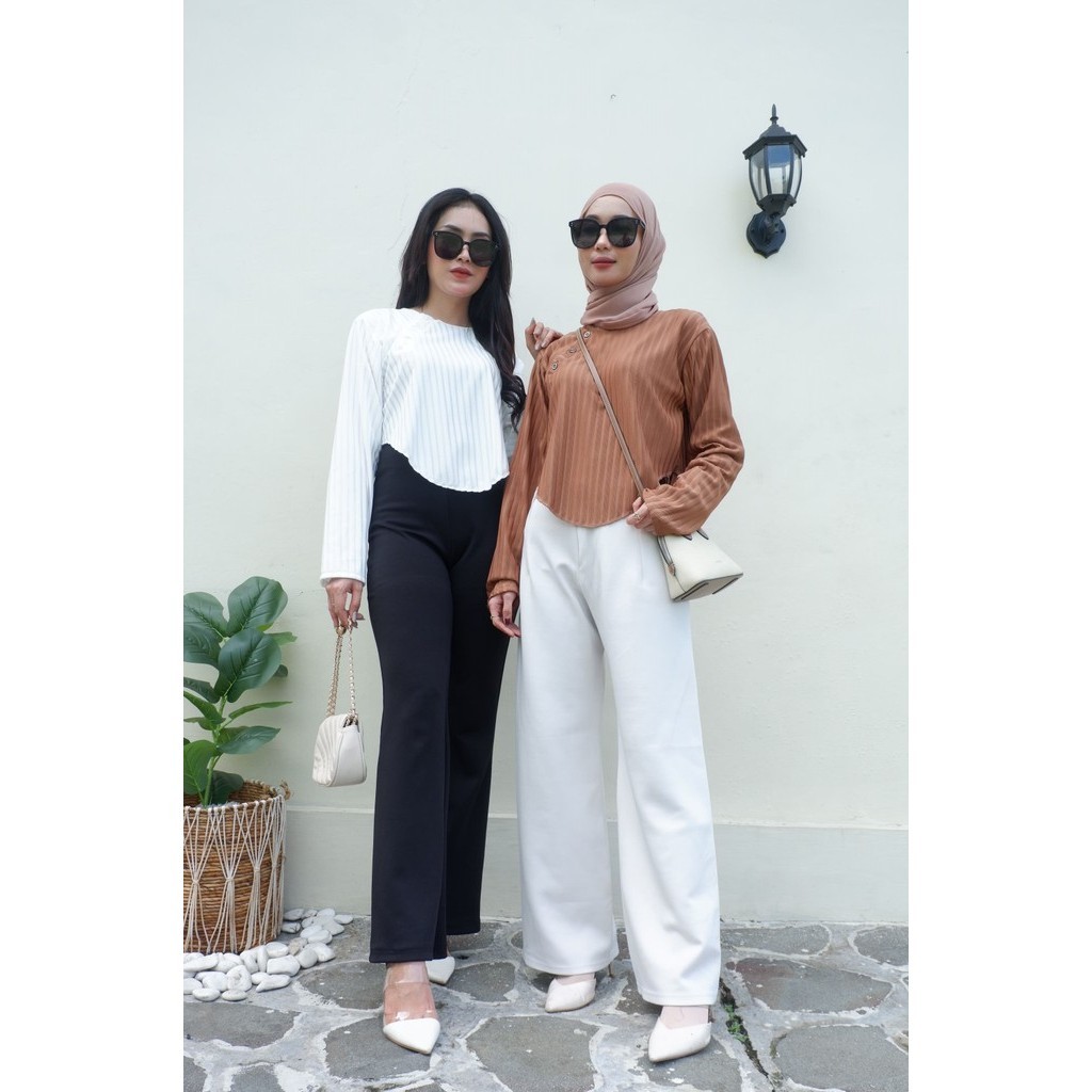 Mesh Crop Top Bahan Rajut Knit Hornet Premium Outfit OOTD ala ala Seleb Kekianian Tas Butik