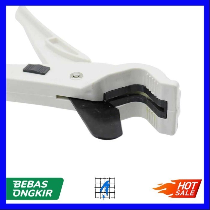 

Gunting Pemotong Pipa Pipe Tubing Cutter 16-32 mm