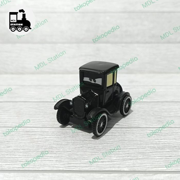 Disney Pixar Cars  Lizzie NO MARKING DIECAST