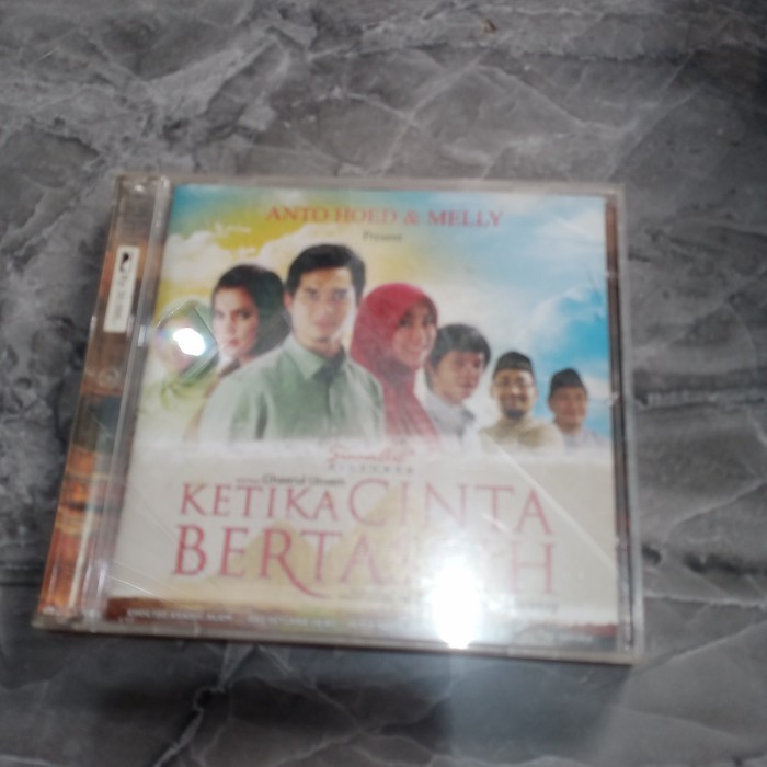 KETIKA CINTA BERTASBIH-CD ORIGINAL