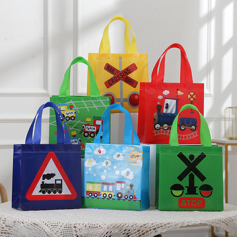 

GOODIE BAG TAS SOUVENIR KADO HAMPERS ULANG TAHUN ANAK MOTIF TRAIN KERETA API