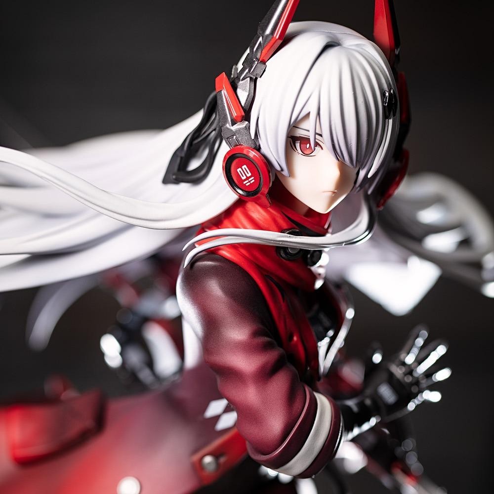 Punishing Gray Raven Lucia Crimson Abyss PGR 1/7 Slace Collection PVC Anime Figure
