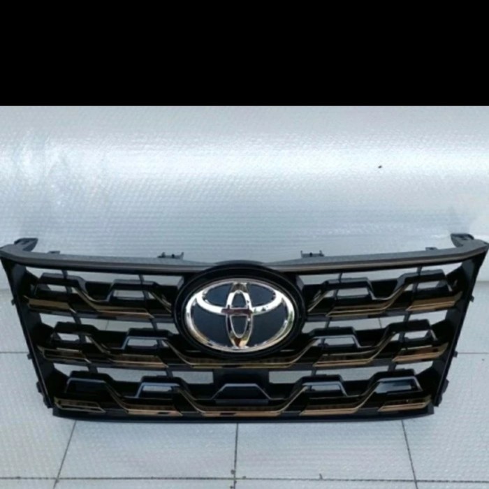 PROMO Grill Bumper Depan Mobil Toyota Fortuner GR 2021 2022 Original