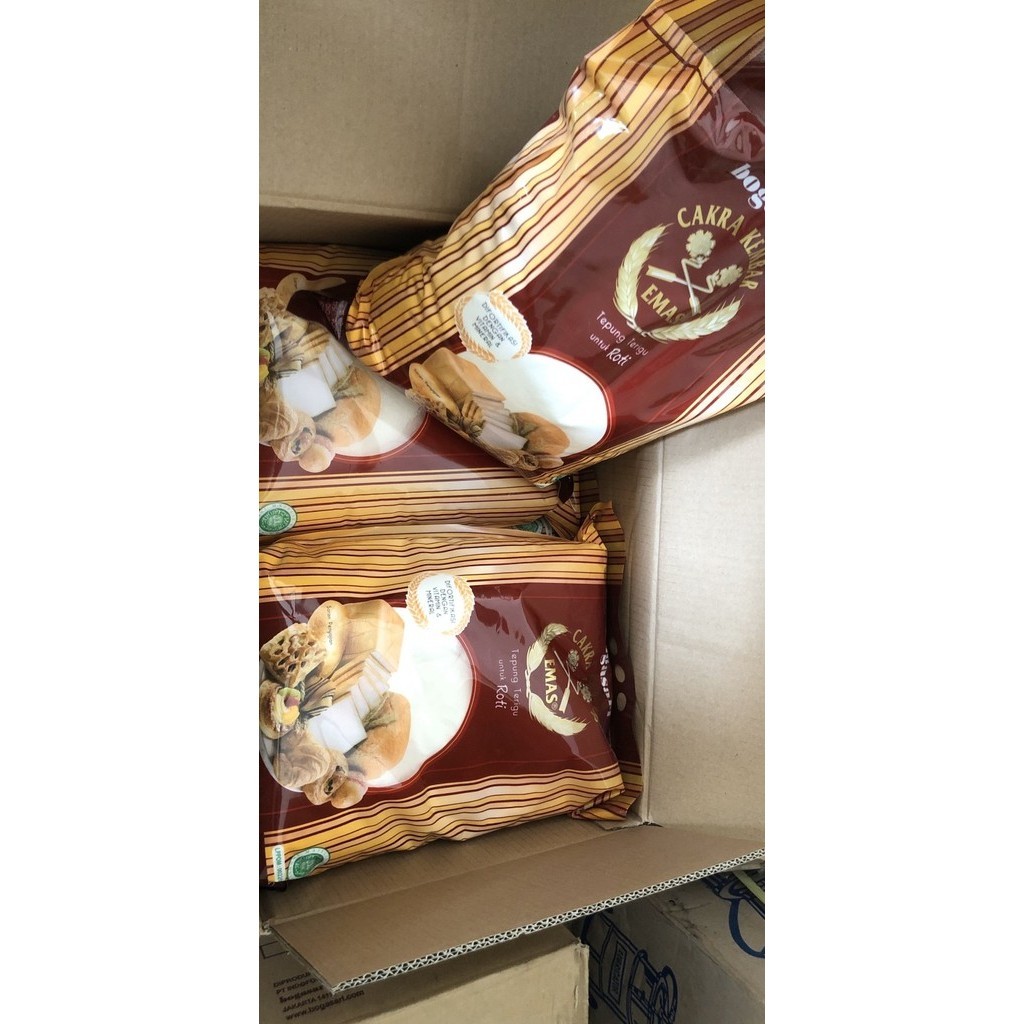 

BEST[SALE] Tepung Bogasari Cakra Kembar Emas untuk roti 30kg 6pack x 5kg