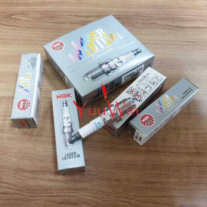 SPARK PLUG - BUSI Honda Jazz Freed